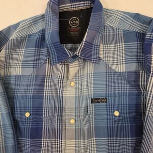 Wrangler ATG All Terrain Gear All Seasons Shirt For Men Size M